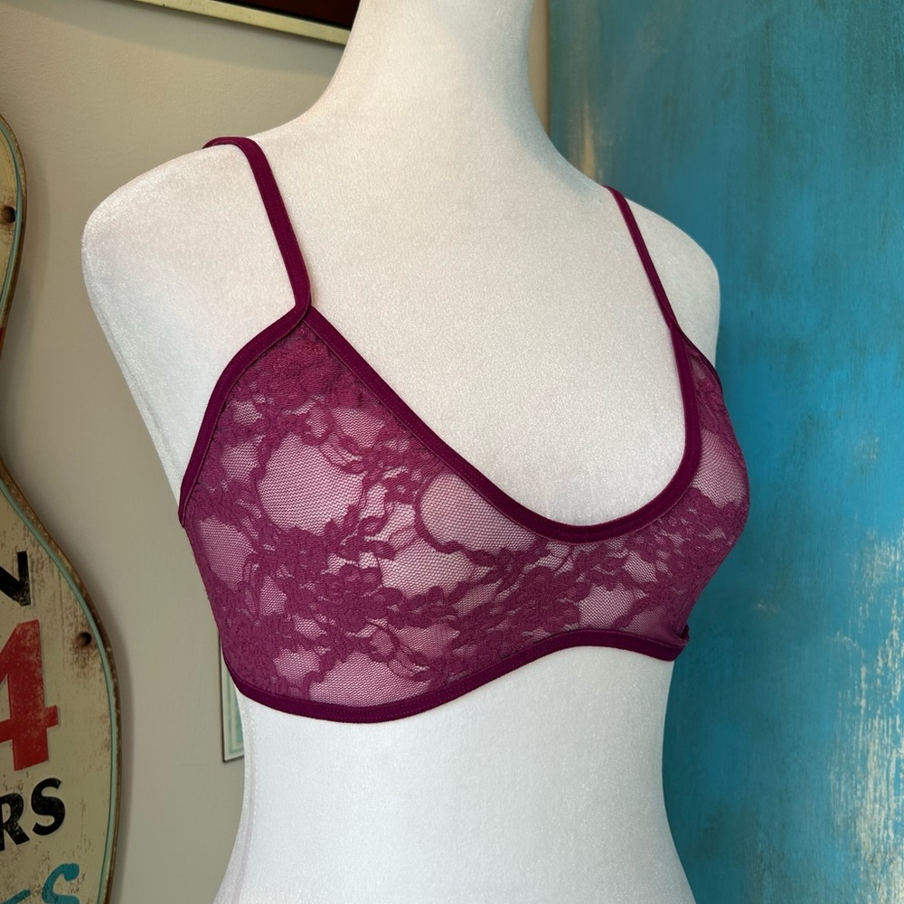 American Apparel Lace Bralette, Original, Discontinued, Rare